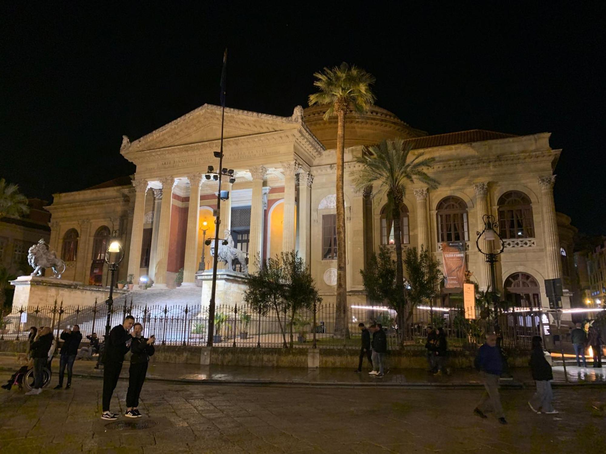 George House Palermo Ξενοδοχείο Εξωτερικό φωτογραφία